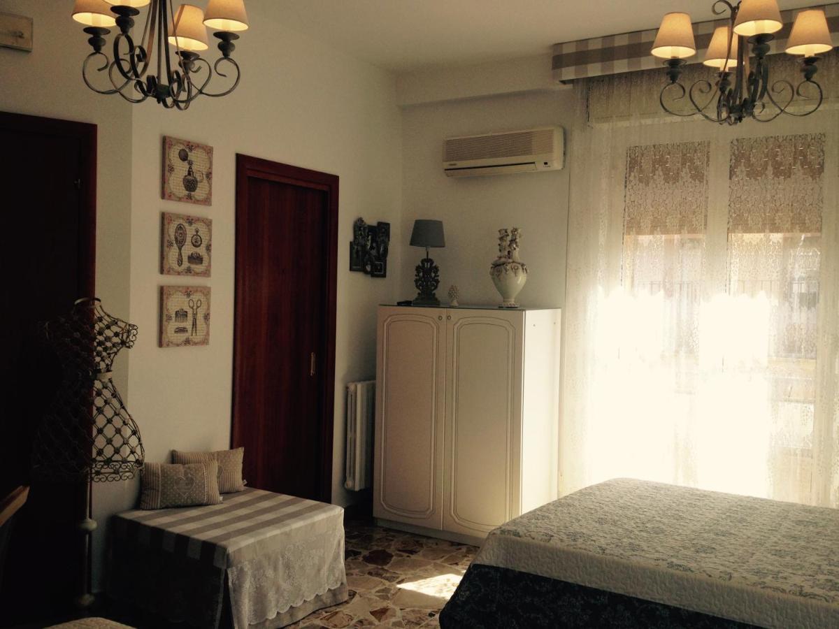 Il Piccolo Attico Bed & Breakfast Caltagirone Ngoại thất bức ảnh