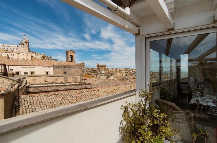 Il Piccolo Attico Bed & Breakfast Caltagirone Ngoại thất bức ảnh