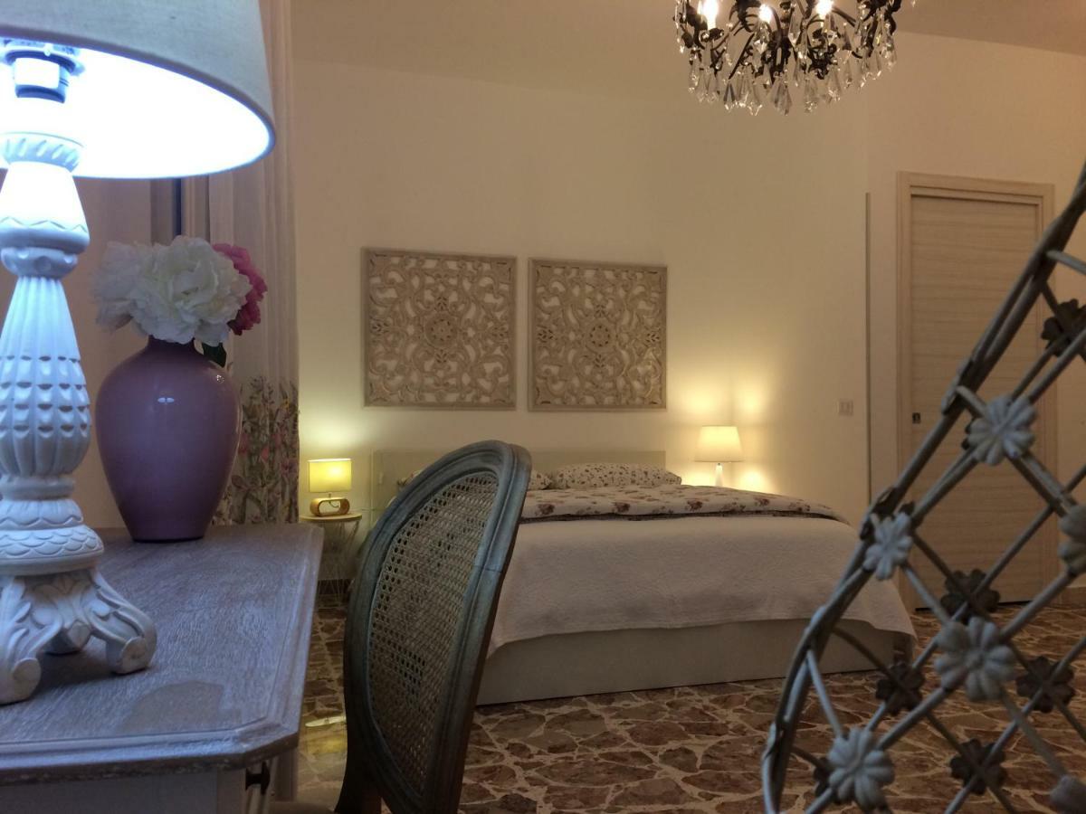 Il Piccolo Attico Bed & Breakfast Caltagirone Ngoại thất bức ảnh