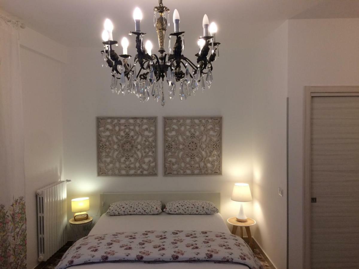 Il Piccolo Attico Bed & Breakfast Caltagirone Ngoại thất bức ảnh